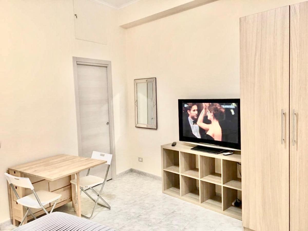 Roma Central Studio Bagian luar foto