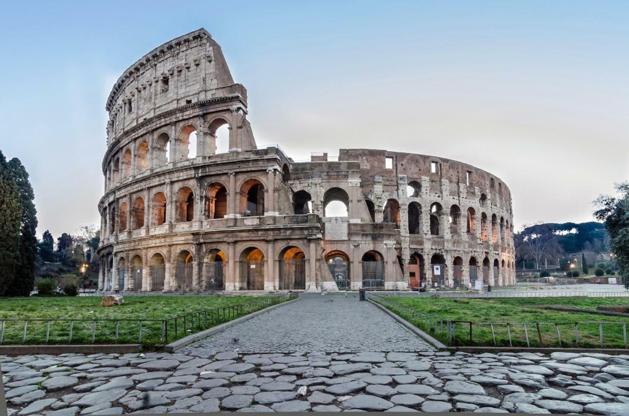 Roma Central Studio Bagian luar foto